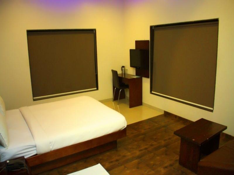 Hotel Sai Regency Daman Dış mekan fotoğraf