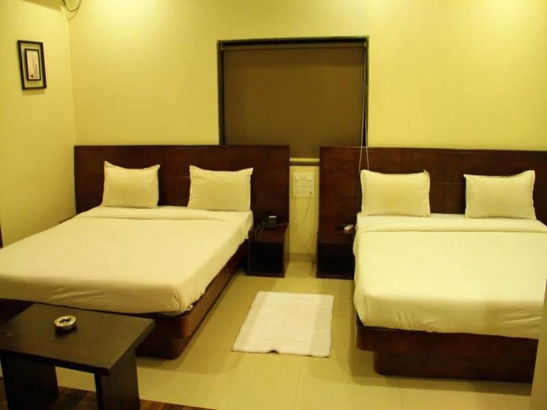 Hotel Sai Regency Daman Dış mekan fotoğraf